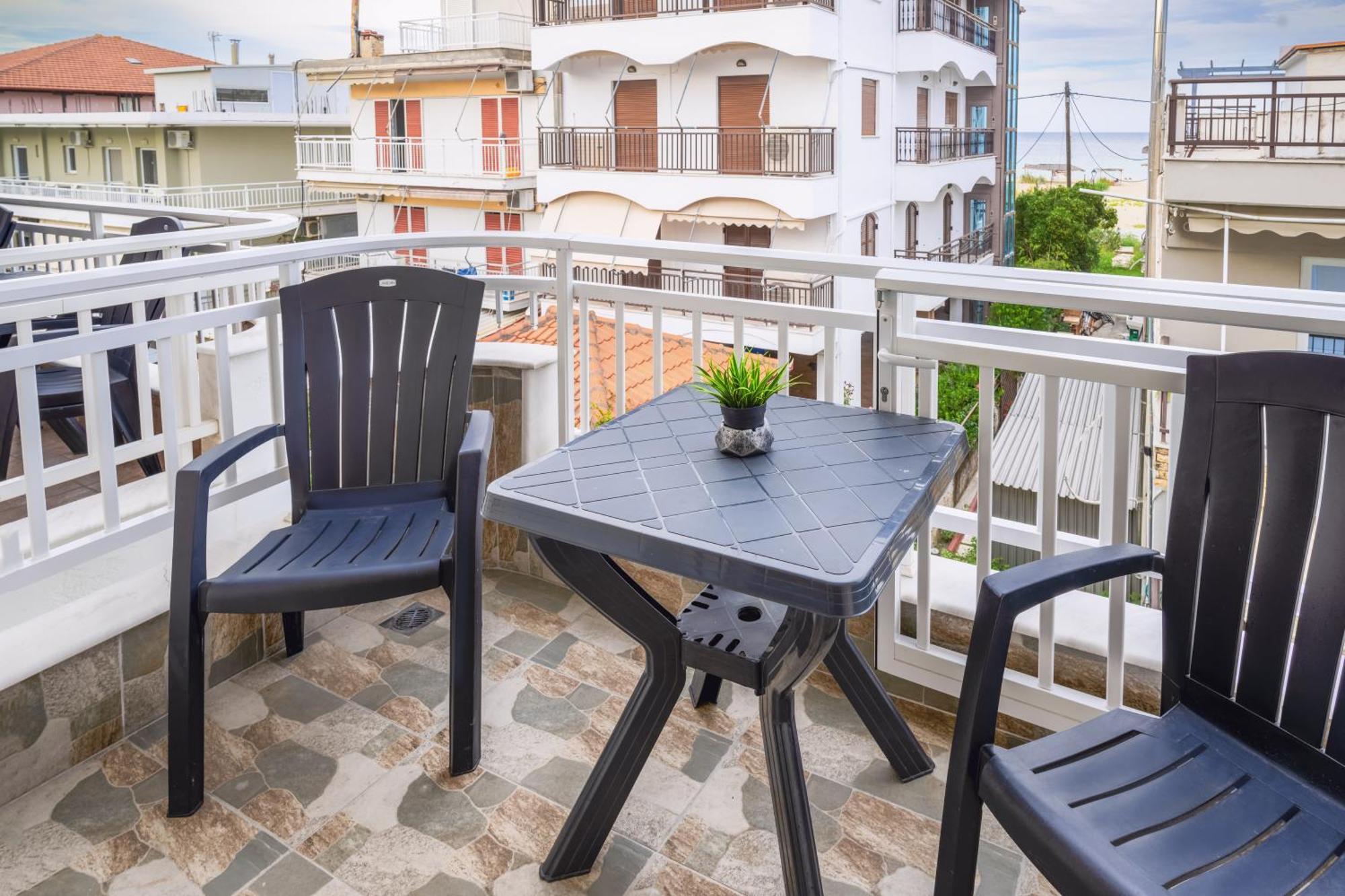 Tomas & Maria Rooms Neoi Poroi Room photo